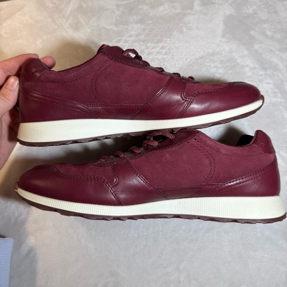 ECCO Burgundy Leather Suede Sneakers Size 40 EU / 9 US - Picture 4 of 7